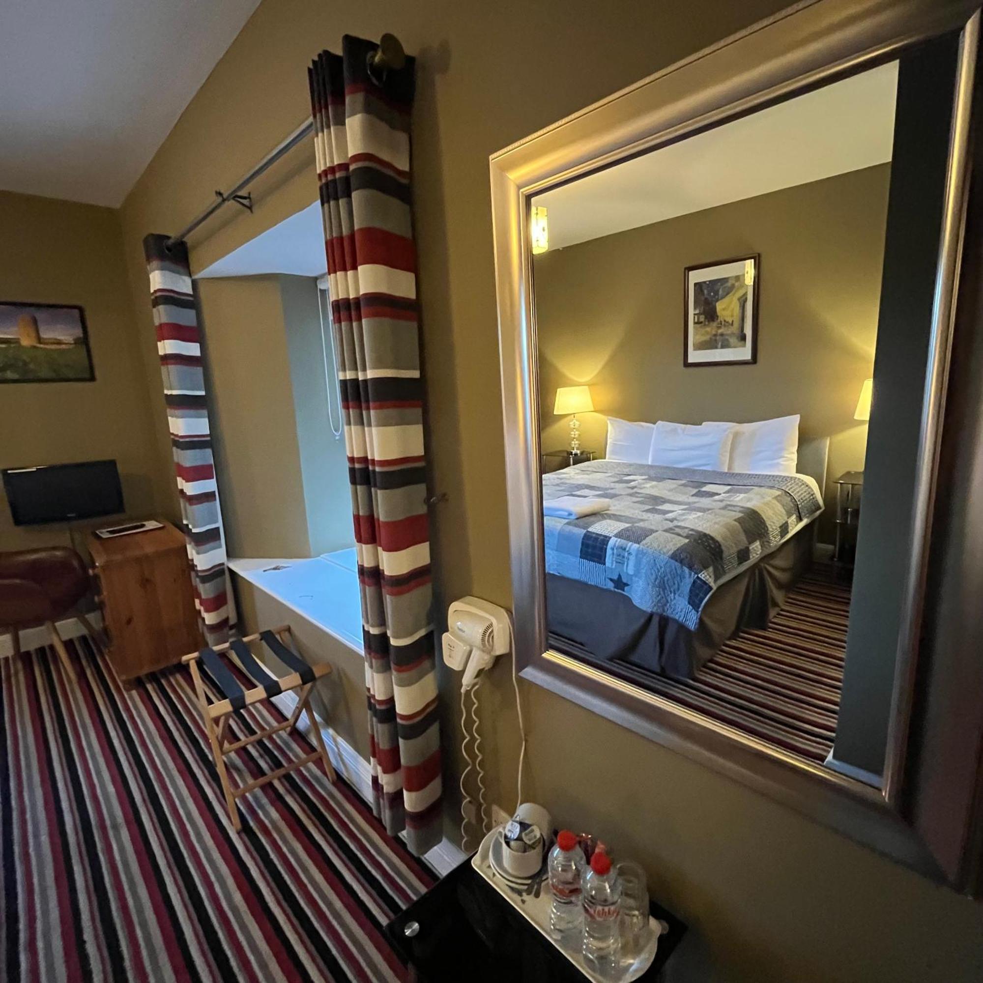 The Yeats County Inn Hotel Tubbercurry Экстерьер фото